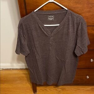 Men's Short Sleeve Henley Style T Shirt